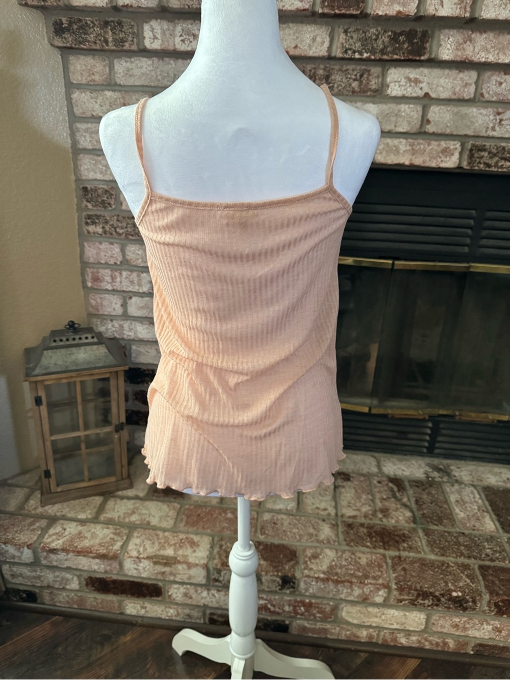 POL Ribbed V-Neck Cami NWOT - Picture 4 of 6